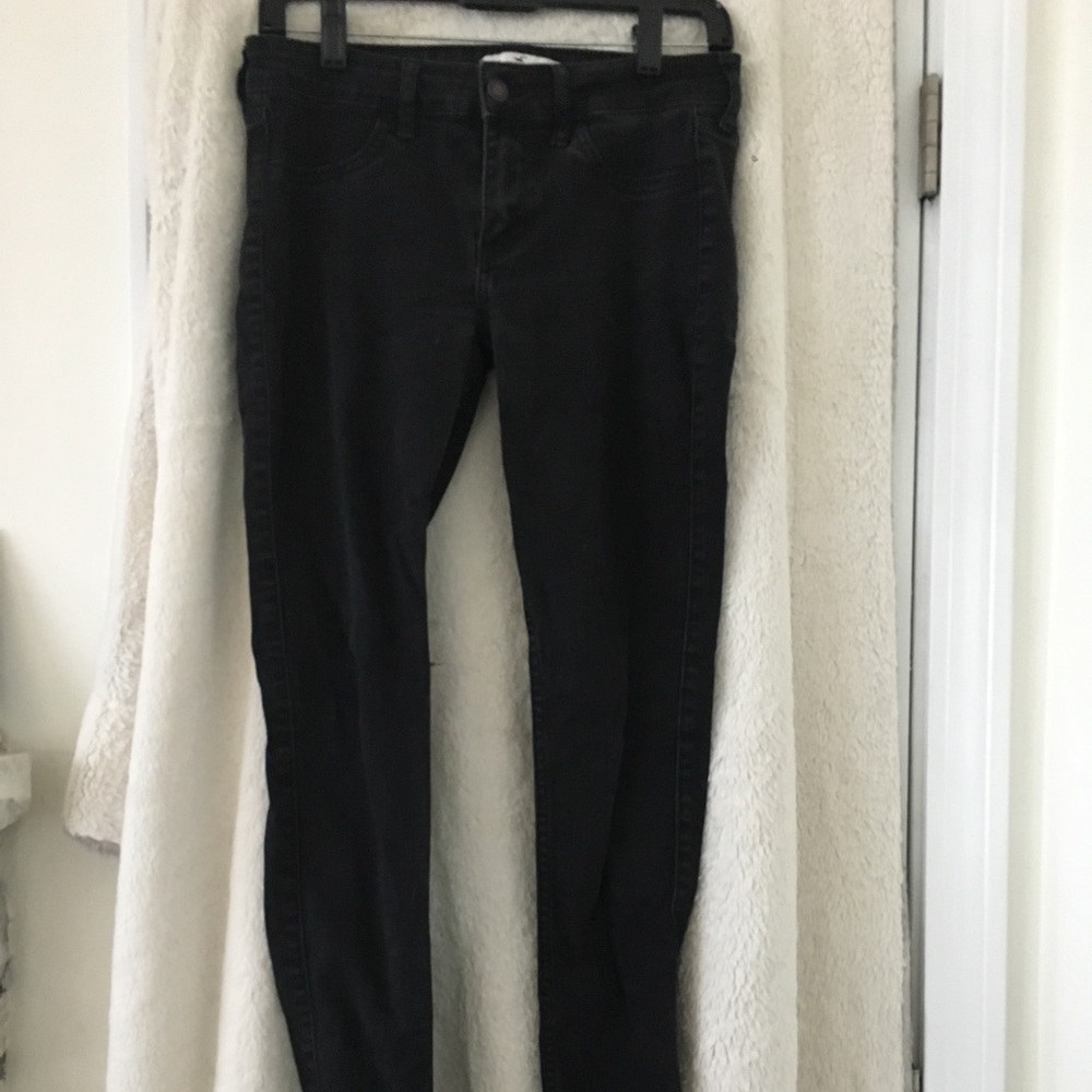 Black hollister jeans